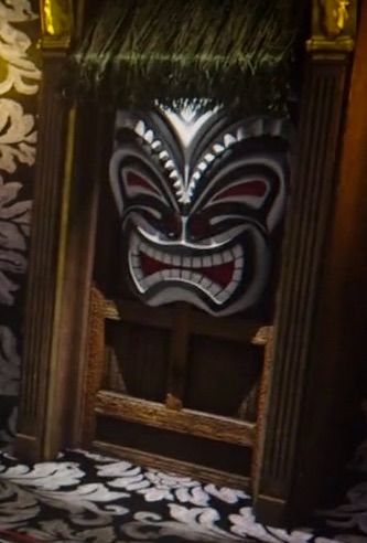 Polynesian door (OUAT season 6 finale)