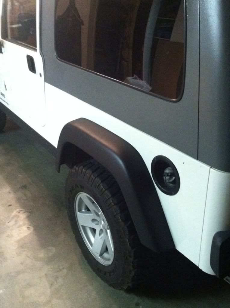 Faded fenders! Jeep Wrangler Forum