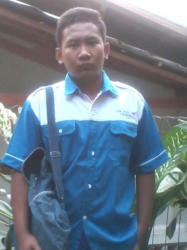 Rifki tak mau putus sekolah 