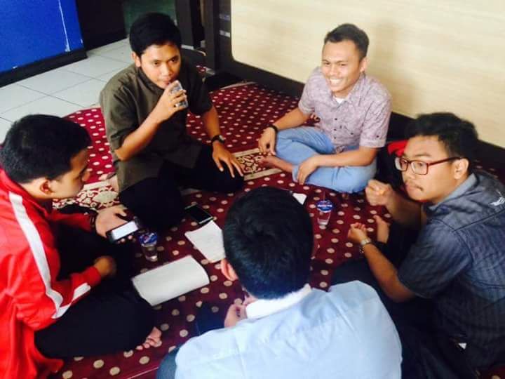 diskusi mahasiswa