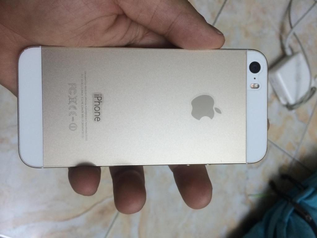 Bán iphone 5s gold 16gb worl mới 99,99% like new còn bảo hành - 1