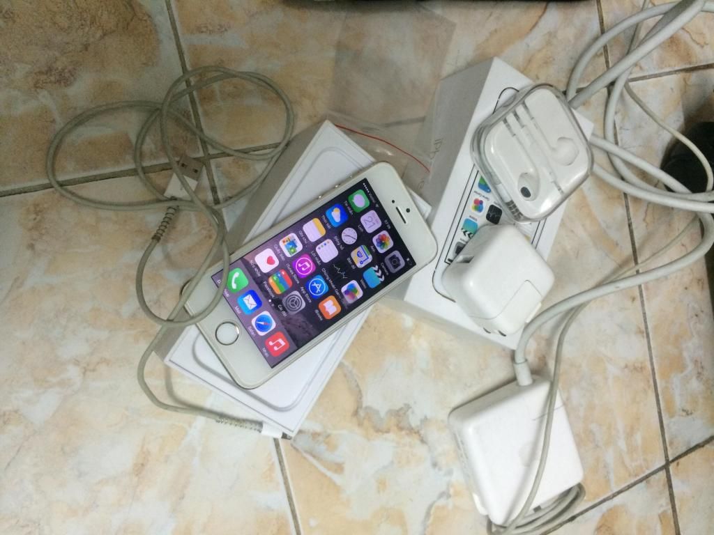 Bán iphone 5s gold 16gb worl mới 99,99% like new còn bảo hành