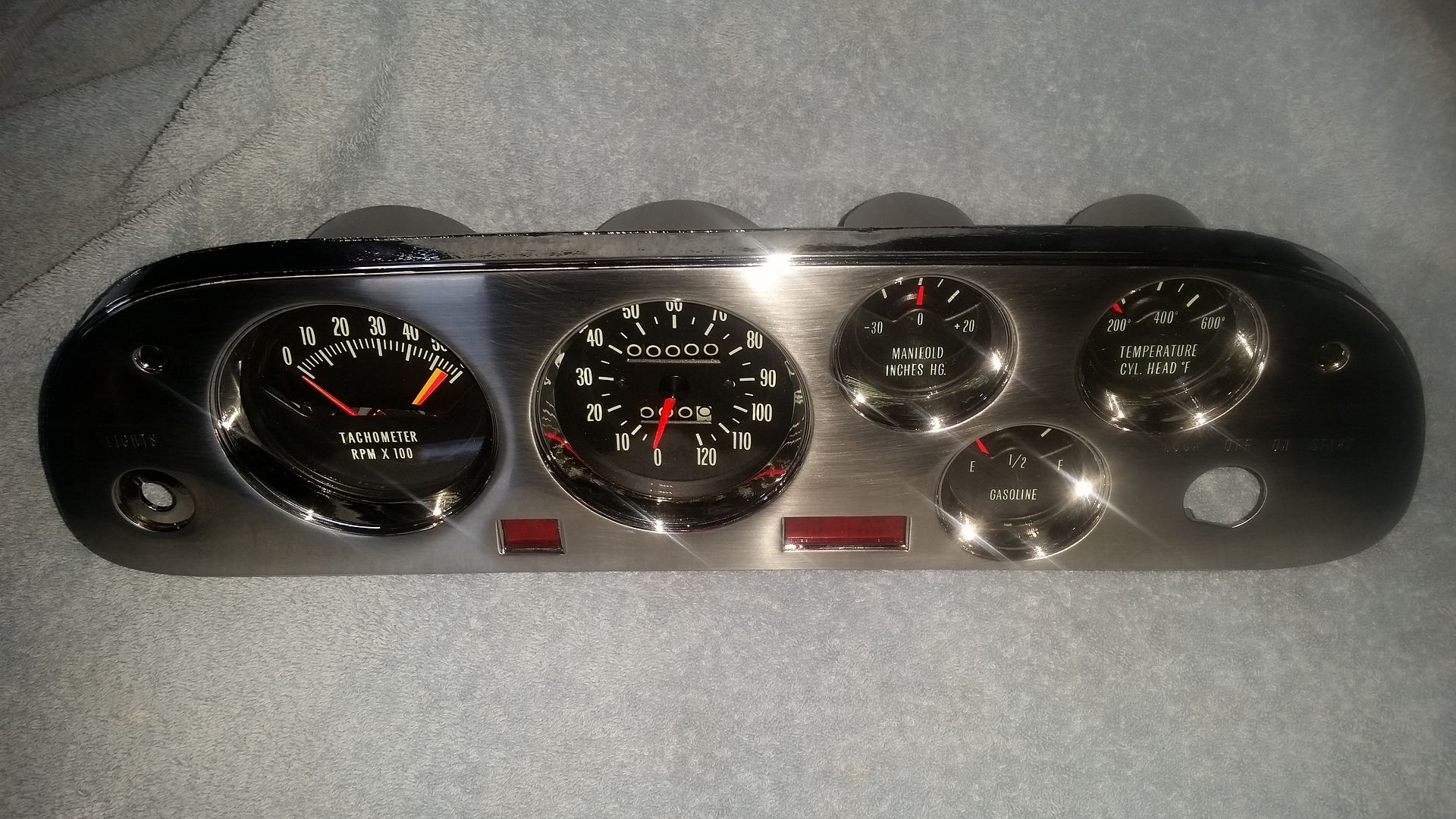 Unreal! My 64 Spyder gauge cluster restored by Bob's Speedometer