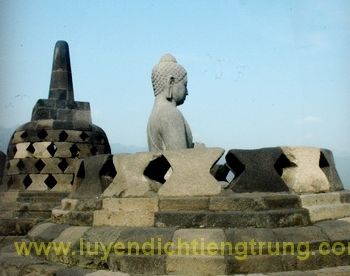 Thăm khu đền thiêng Borobudur