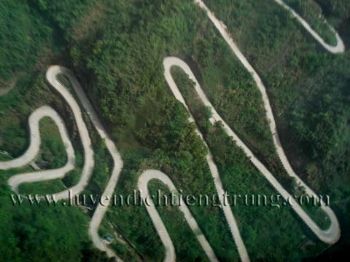 Đường lên Cổng Trời - Thiên Môn Sơn Đường lên Cổng Trời - Thiên Môn Sơn
